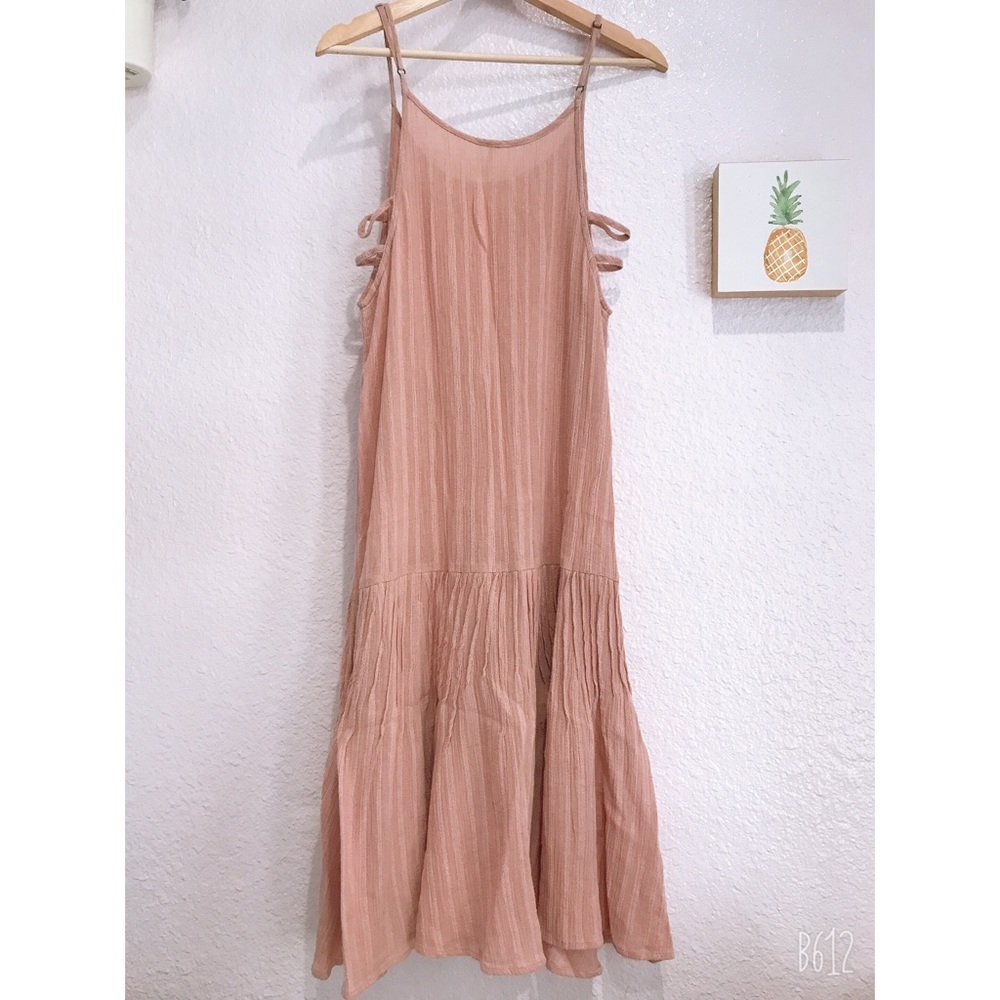 Pink dress